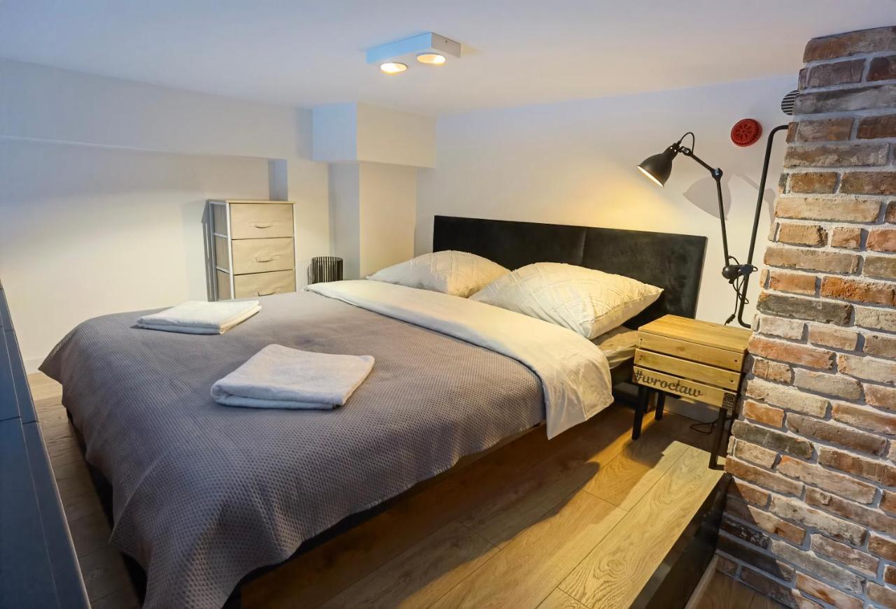 Apartament Loft Studio Airport Blisko Lotniska Zarembowicza Lotnisko Вроцлав Екстериор снимка